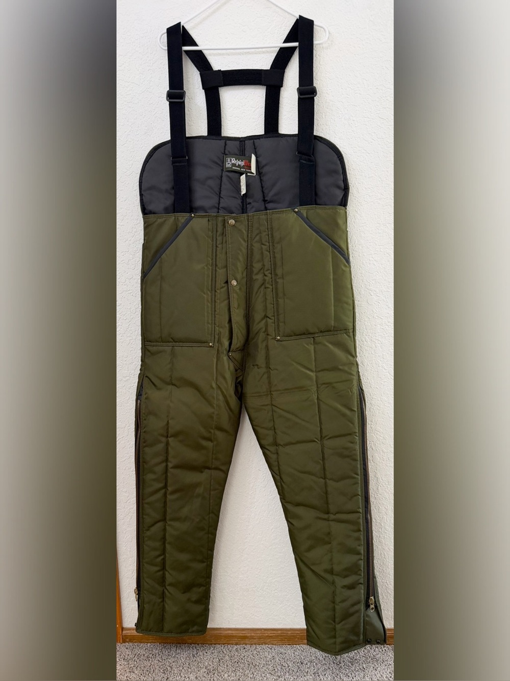 RefrigiWear 395 Insulated High Bib Overalls Cold Protection Made USA Size Large